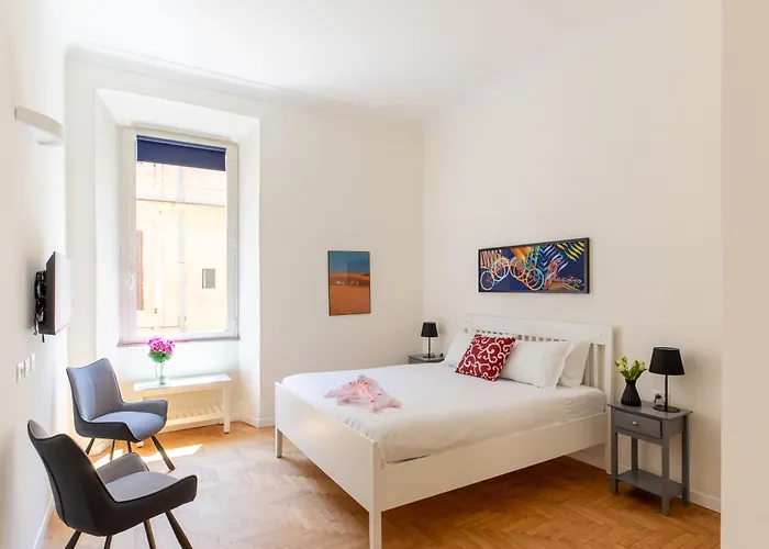 Iflat Vatican Elegant And Spacious Apartment *